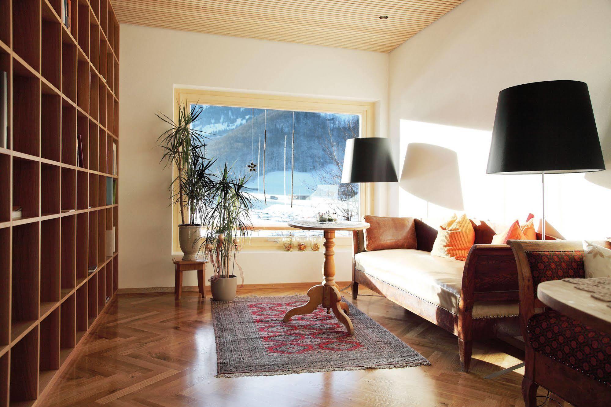 Hotel Krone In Au Au (Vorarlberg) Экстерьер фото