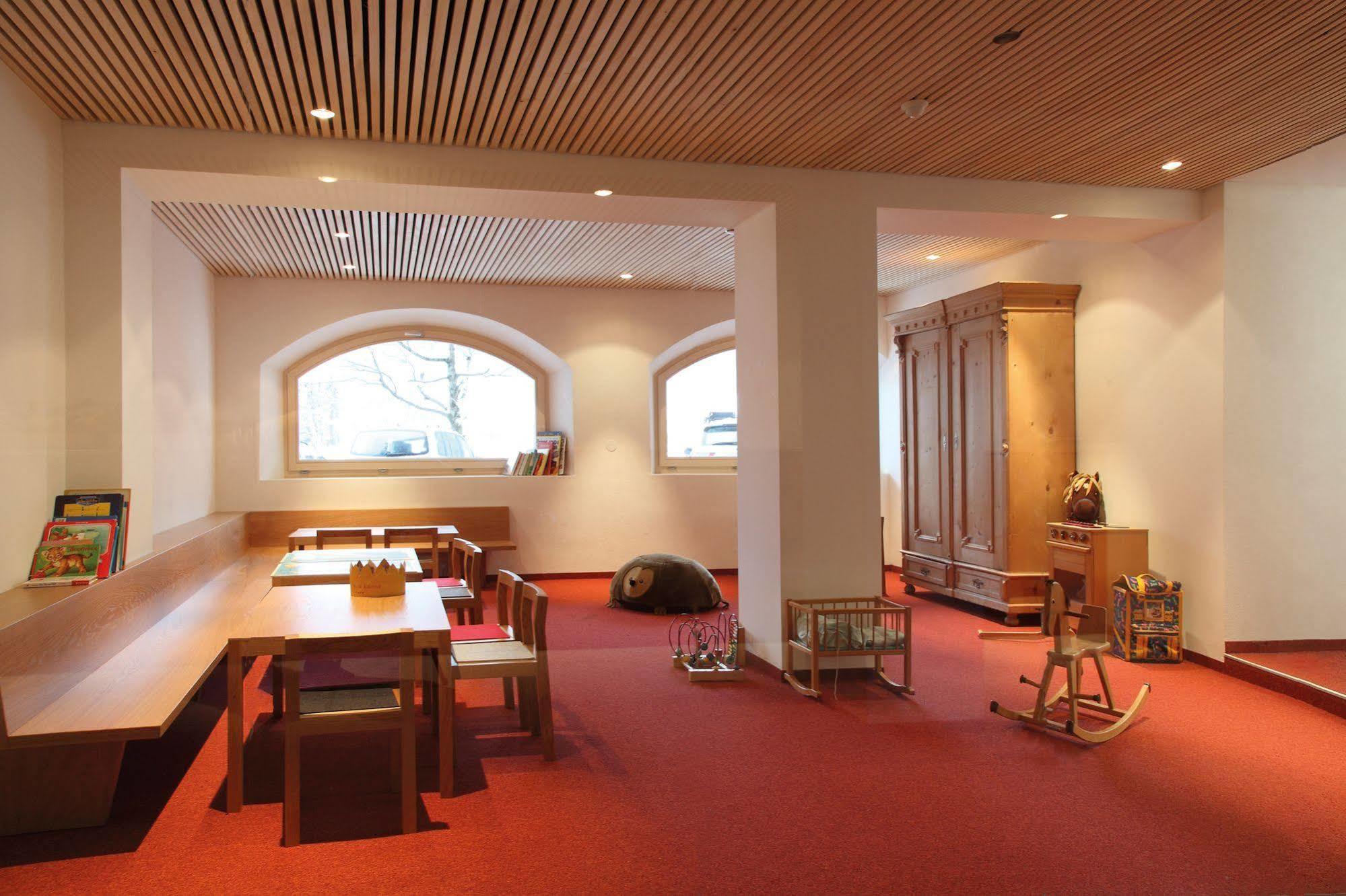 Hotel Krone In Au Au (Vorarlberg) Экстерьер фото