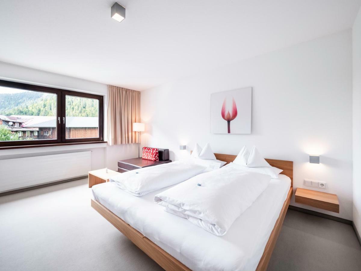 Hotel Krone In Au Au (Vorarlberg) Экстерьер фото