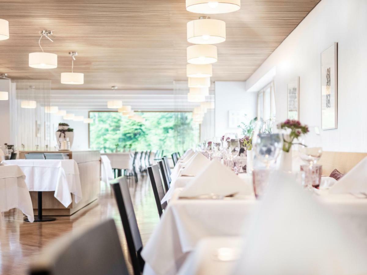 Hotel Krone In Au Au (Vorarlberg) Экстерьер фото